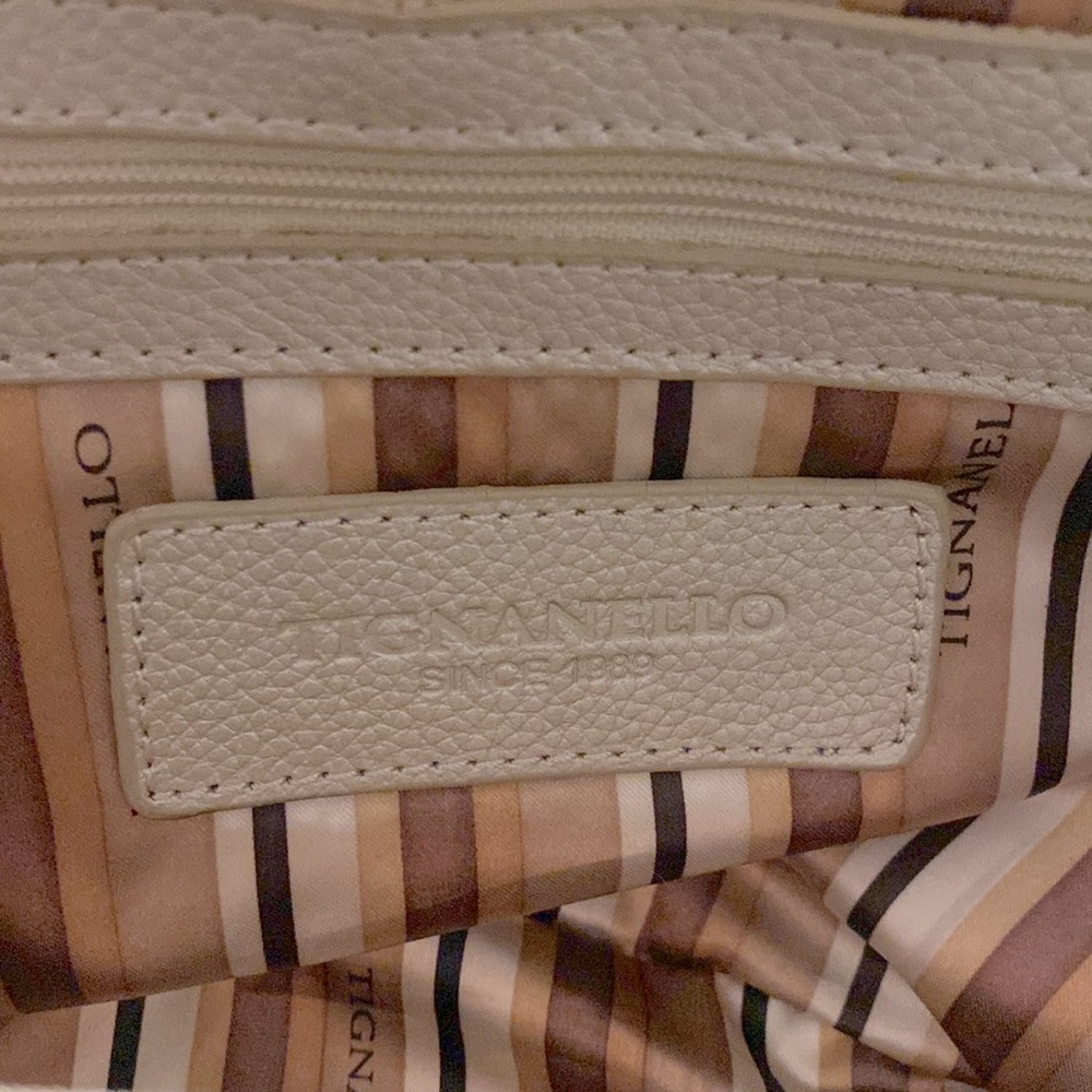 Tignanello Leather Dome Champagne Bag Like New - Picture 5 of 8
